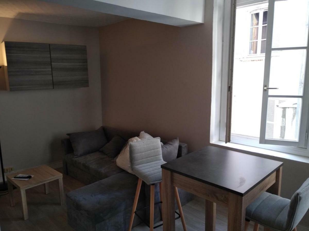 Appartement Auxerre rue Joubert Extérieur photo
